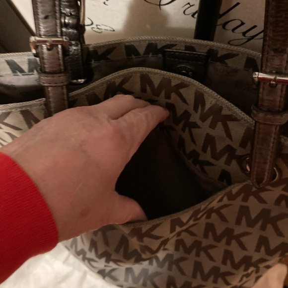 Michael Kors signature shoulder bag tote with dust bag MK LOGO SHOULDERBAG GREY - Picture 8 of 9